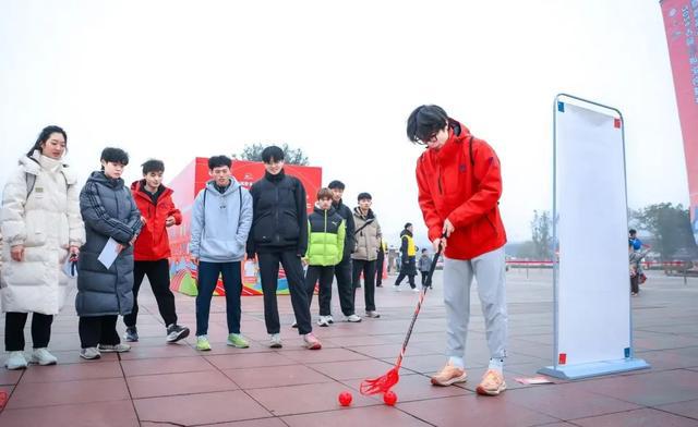与福克斯的